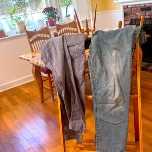 38 x 30 brand is C ARHARTT